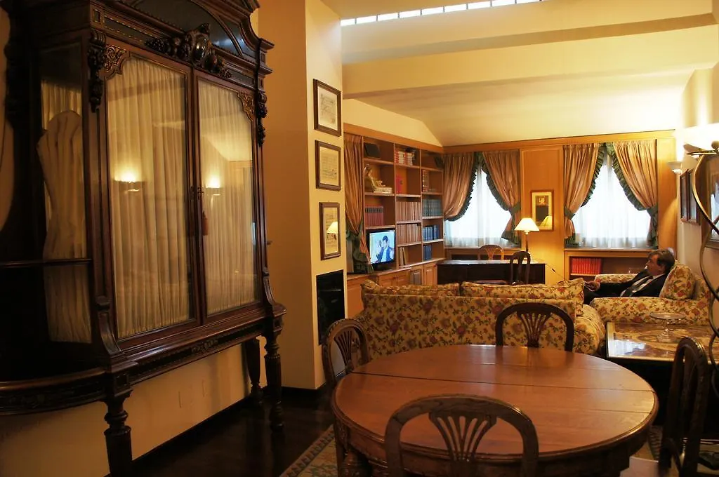 Fiftynine Luxury Apartments 罗马