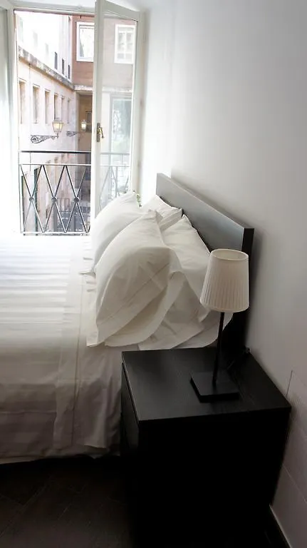 Fiftynine Luxury Apartments 罗马